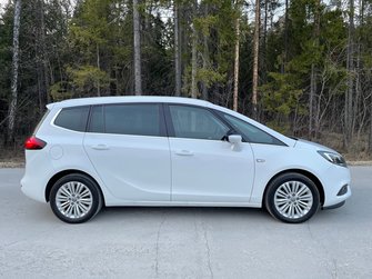 Opel Zafira C рестайлинг, 2017 год, 550 000 рублей, 1 фотография