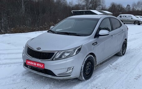 KIA Rio III рестайлинг, 2013 год, 950 000 рублей, 1 фотография