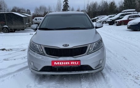 KIA Rio III рестайлинг, 2013 год, 950 000 рублей, 2 фотография