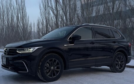 Volkswagen Tiguan II, 2021 год, 3 480 000 рублей, 3 фотография