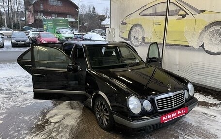 Mercedes-Benz E-Класс, 1998 год, 290 000 рублей, 18 фотография