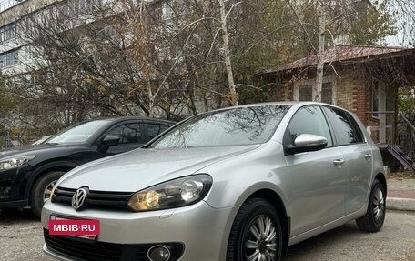 Volkswagen Golf VI, 2012 год, 1 150 000 рублей, 2 фотография