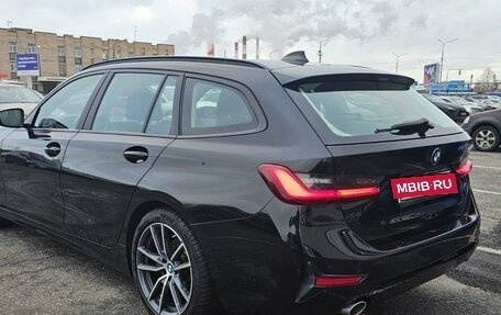 BMW 3 серия, 2019 год, 2 980 000 рублей, 20 фотография