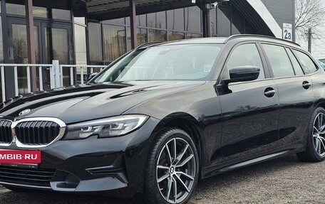 BMW 3 серия, 2019 год, 2 980 000 рублей, 25 фотография