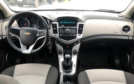 Chevrolet Cruze II, 2012 год, 925 000 рублей, 10 фотография