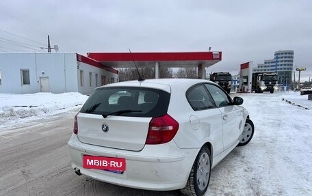 BMW 1 серия, 2011 год, 720 000 рублей, 4 фотография