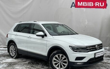 Volkswagen Tiguan II, 2018 год, 2 549 000 рублей, 3 фотография