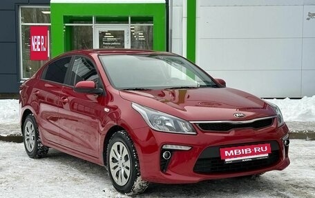 KIA Rio IV, 2018 год, 1 599 000 рублей, 3 фотография