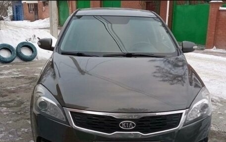 KIA cee'd I рестайлинг, 2010 год, 700 000 рублей, 1 фотография