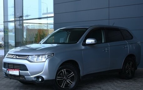 Mitsubishi Outlander III рестайлинг 3, 2012 год, 1 470 000 рублей, 1 фотография