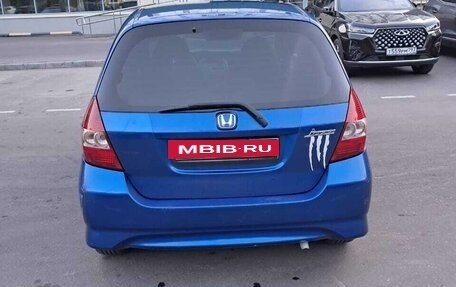 Honda Jazz I рестайлинг, 2006 год, 600 000 рублей, 3 фотография