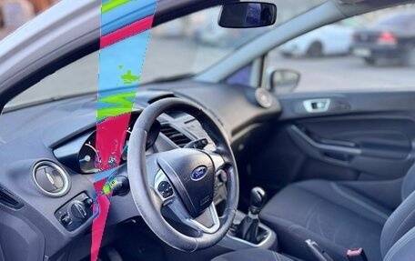 Ford Fiesta, 2014 год, 700 000 рублей, 5 фотография