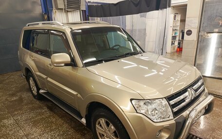 Mitsubishi Pajero IV, 2008 год, 1 899 000 рублей, 7 фотография