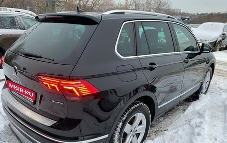 Volkswagen Tiguan II, 2021 год, 4 190 000 рублей, 8 фотография