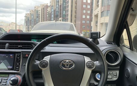 Toyota Aqua I, 2013 год, 1 350 000 рублей, 23 фотография