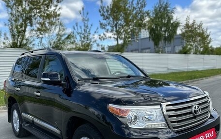 Toyota Land Cruiser 200, 2013 год, 4 050 000 рублей, 3 фотография