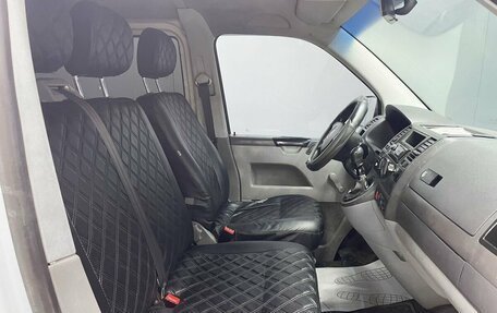 Volkswagen Caravelle T5, 2009 год, 1 349 000 рублей, 13 фотография