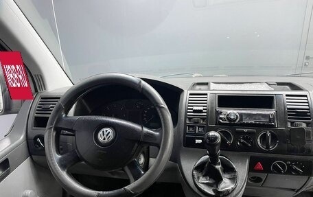 Volkswagen Caravelle T5, 2009 год, 1 349 000 рублей, 20 фотография