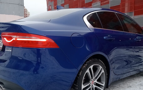 Jaguar XE I рестайлинг, 2018 год, 2 950 000 рублей, 8 фотография