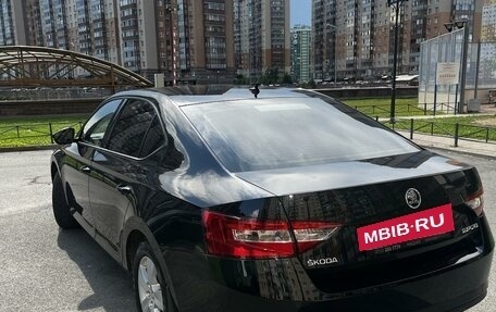 Skoda Superb III рестайлинг, 2018 год, 2 050 000 рублей, 5 фотография