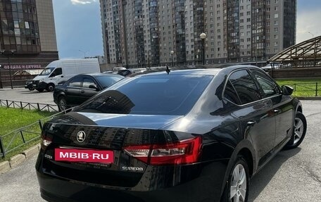 Skoda Superb III рестайлинг, 2018 год, 2 050 000 рублей, 3 фотография