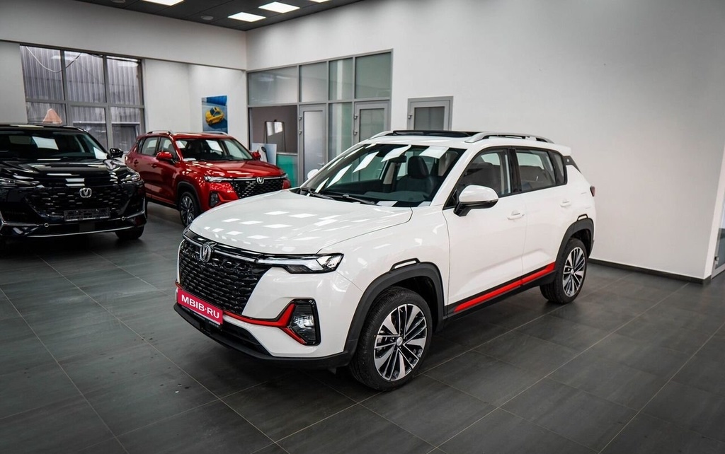 Changan CS35 Plus, 2024 год, 2 599 900 рублей, 3 фотография