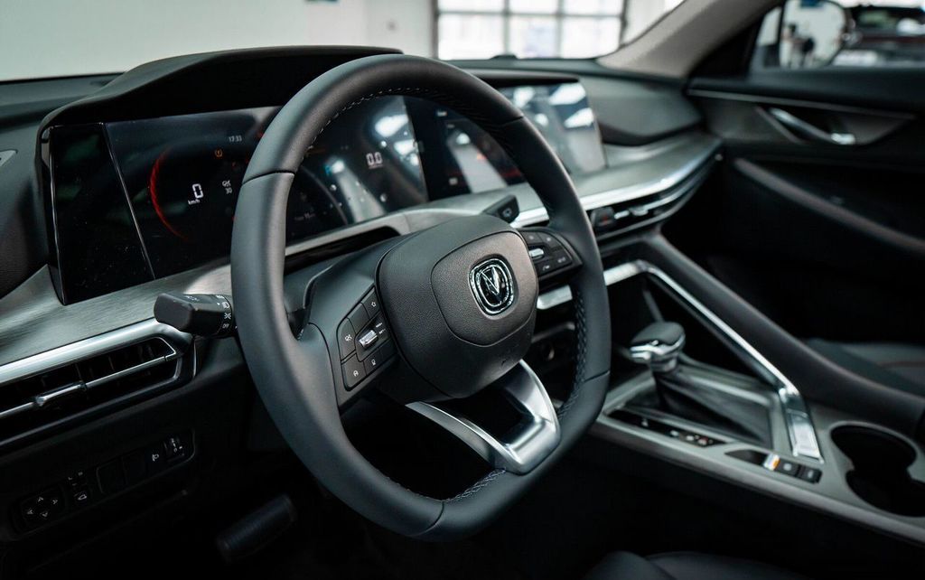 Changan CS35 Plus, 2024 год, 2 599 900 рублей, 15 фотография