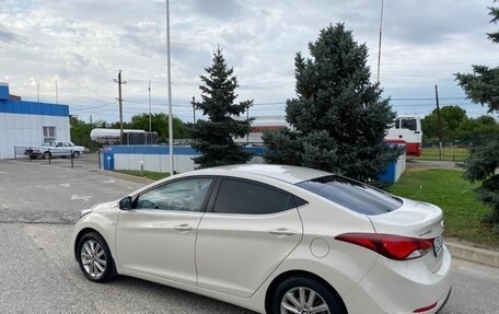 Hyundai Elantra V, 2014 год, 1 300 000 рублей, 2 фотография