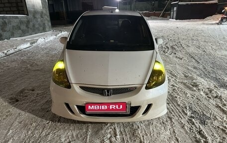 Honda Jazz I рестайлинг, 2004 год, 720 000 рублей, 9 фотография