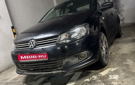 Volkswagen Polo VI (EU Market), 2012 год, 880 000 рублей, 2 фотография