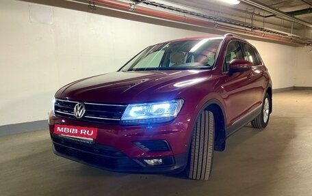 Volkswagen Tiguan II, 2017 год, 2 549 000 рублей, 13 фотография