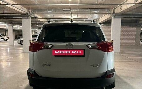 Toyota RAV4, 2014 год, 2 800 000 рублей, 3 фотография