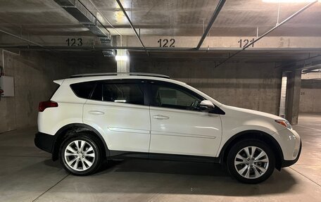 Toyota RAV4, 2014 год, 2 800 000 рублей, 5 фотография