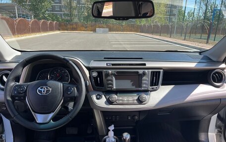 Toyota RAV4, 2014 год, 2 800 000 рублей, 12 фотография