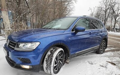 Volkswagen Tiguan II, 2018 год, 2 300 000 рублей, 1 фотография