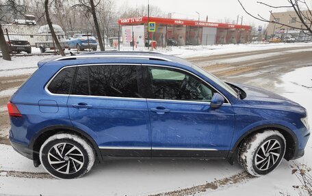 Volkswagen Tiguan II, 2018 год, 2 300 000 рублей, 6 фотография