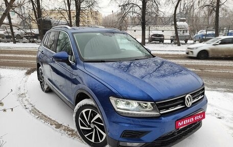 Volkswagen Tiguan II, 2018 год, 2 300 000 рублей, 8 фотография