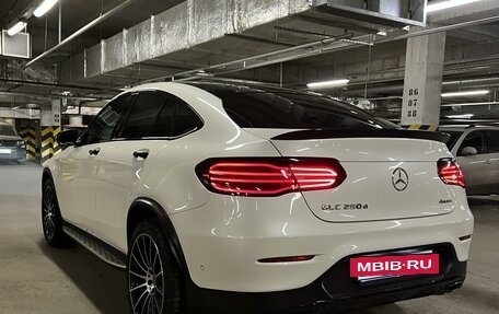 Mercedes-Benz GLC, 2017 год, 4 900 000 рублей, 2 фотография