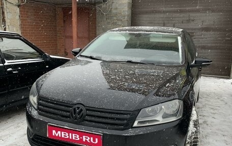 Volkswagen Passat B7, 2011 год, 1 090 000 рублей, 1 фотография