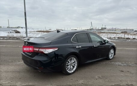 Toyota Camry, 2018 год, 2 870 000 рублей, 4 фотография