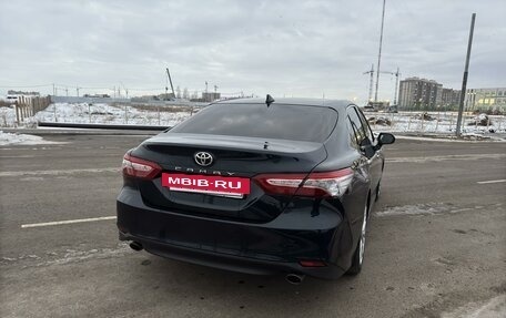 Toyota Camry, 2018 год, 2 870 000 рублей, 5 фотография