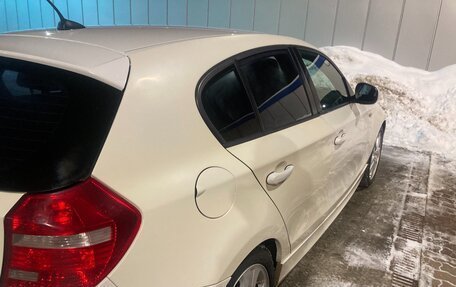 BMW 1 серия, 2011 год, 770 000 рублей, 7 фотография