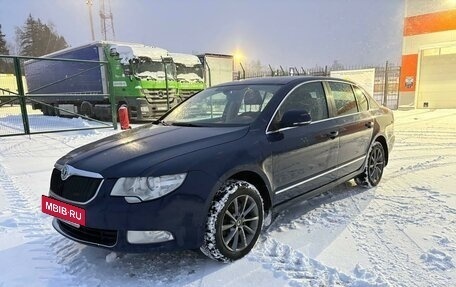 Skoda Superb III рестайлинг, 2012 год, 895 000 рублей, 13 фотография