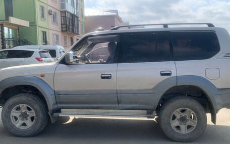 Toyota Land Cruiser Prado 90 рестайлинг, 1997 год, 1 300 000 рублей, 5 фотография