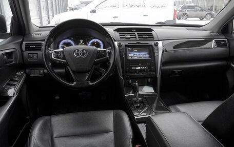 Toyota Camry, 2015 год, 2 199 000 рублей, 6 фотография