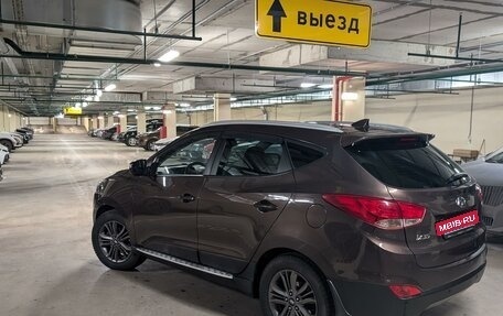 Hyundai ix35 I рестайлинг, 2015 год, 1 590 000 рублей, 3 фотография