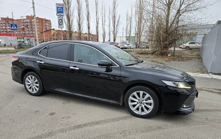 Toyota Camry, 2018 год, 3 150 000 рублей, 5 фотография