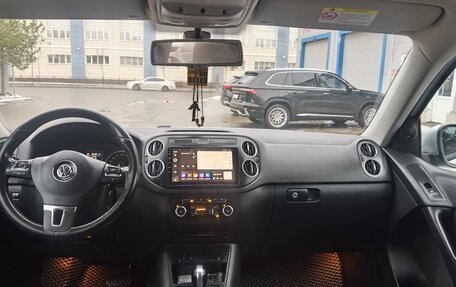 Volkswagen Tiguan I, 2013 год, 1 680 000 рублей, 2 фотография