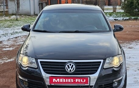 Volkswagen Passat B6, 2006 год, 729 000 рублей, 2 фотография