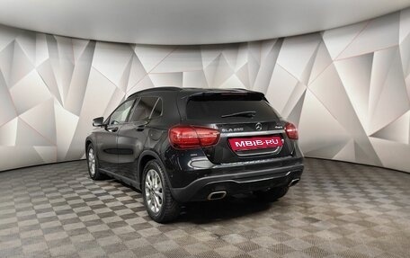 Mercedes-Benz GLA, 2018 год, 2 798 000 рублей, 4 фотография